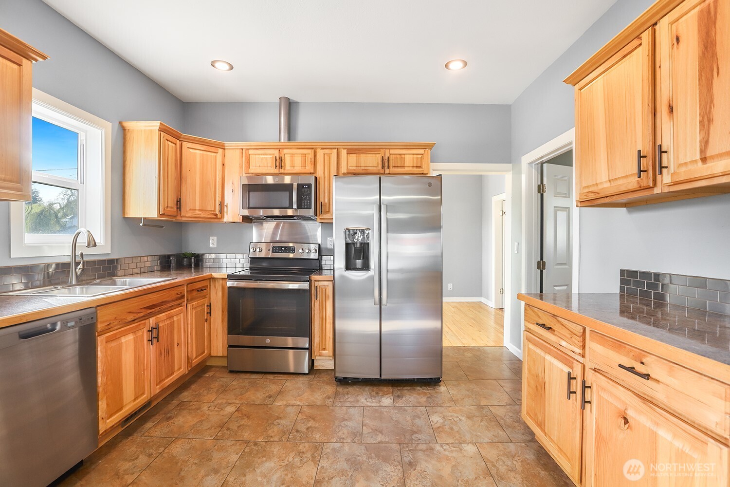 925 McLean Road Mount Vernon, WA 98273 - Photo 11 of 23