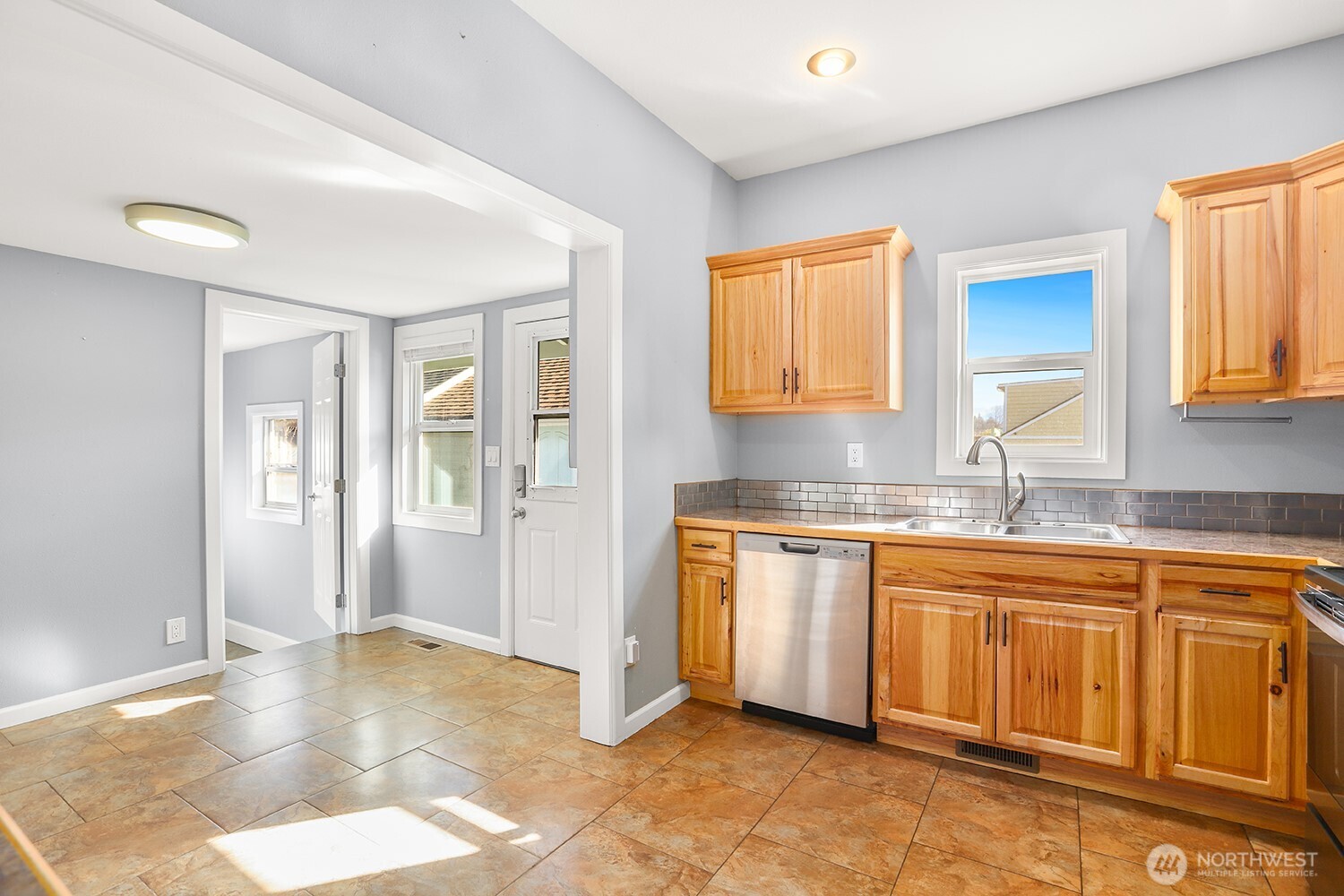 925 McLean Road Mount Vernon, WA 98273 - Photo 12 of 23