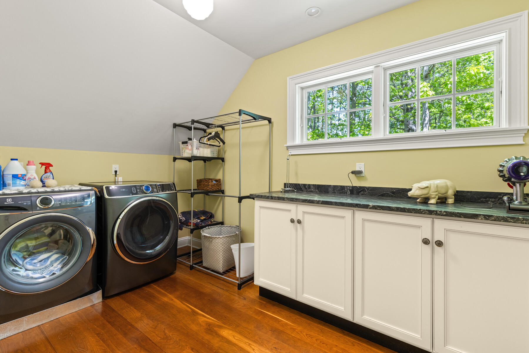38 Darcy Road York, ME 03909 - Photo 43 of 54 Laundry Room - Second Level