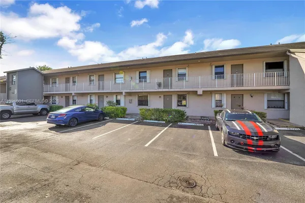 $260,000 | 7668 Southwest 152nd Avenue, Unit 2107, Miami, FL 33193