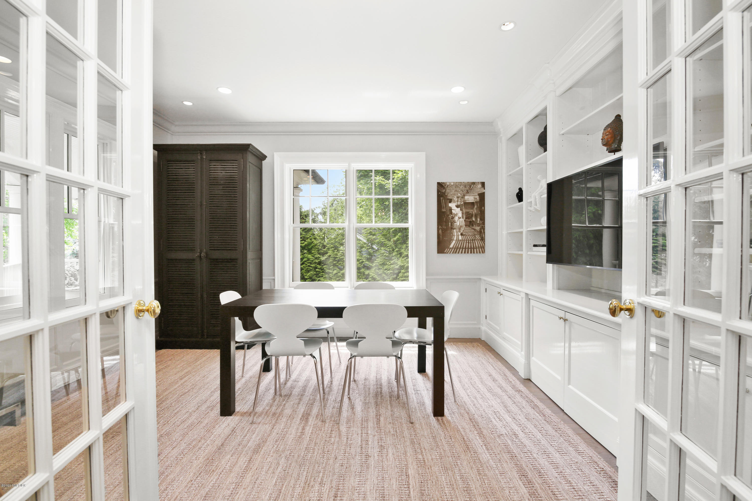 67 Lockwood Road Riverside, CT 06878 - Photo 6 of 30 a dining room with furniture and wooden floor