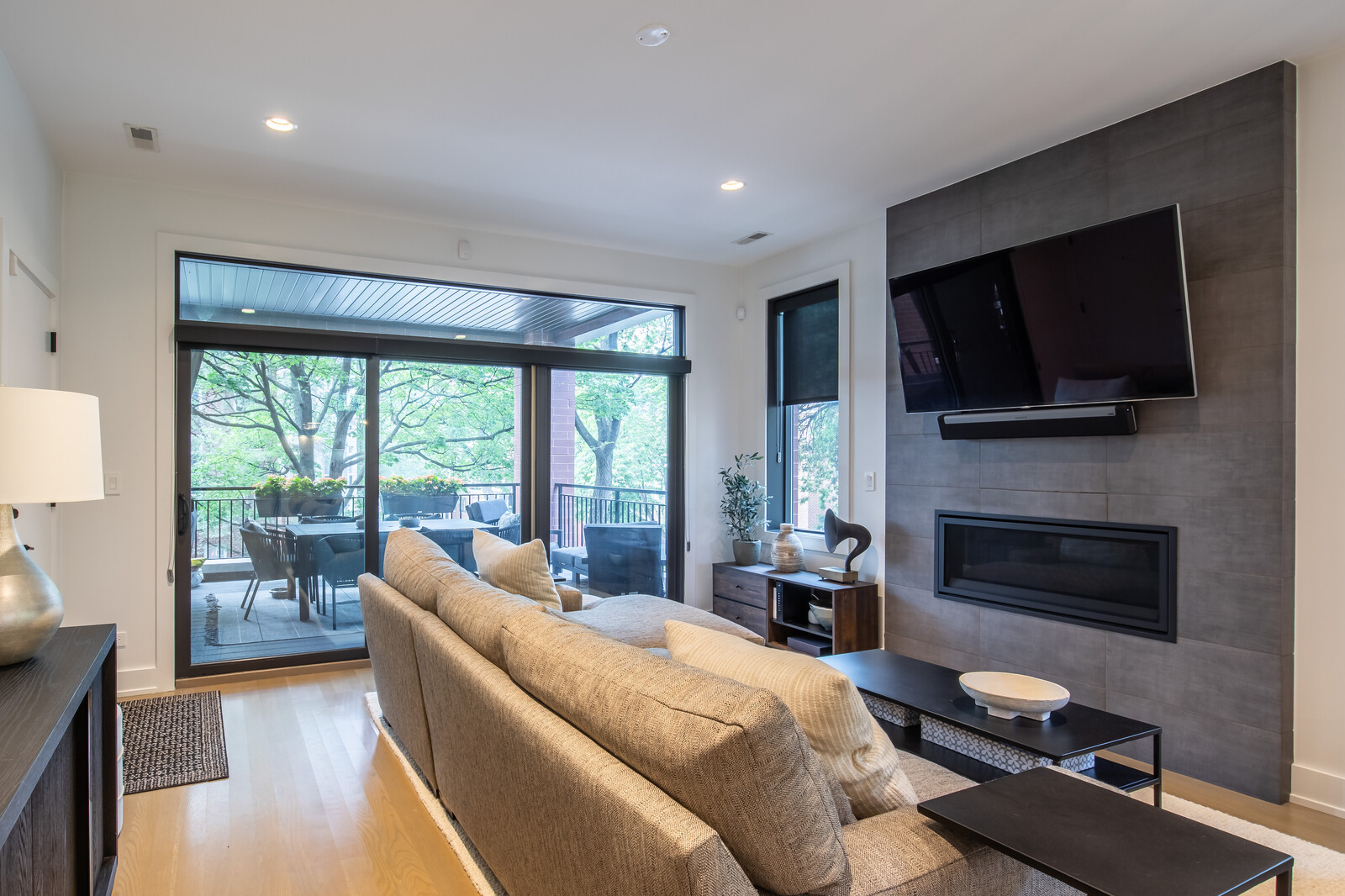 Undisclosed Address Chicago, IL 60647 - Photo 2 of 34