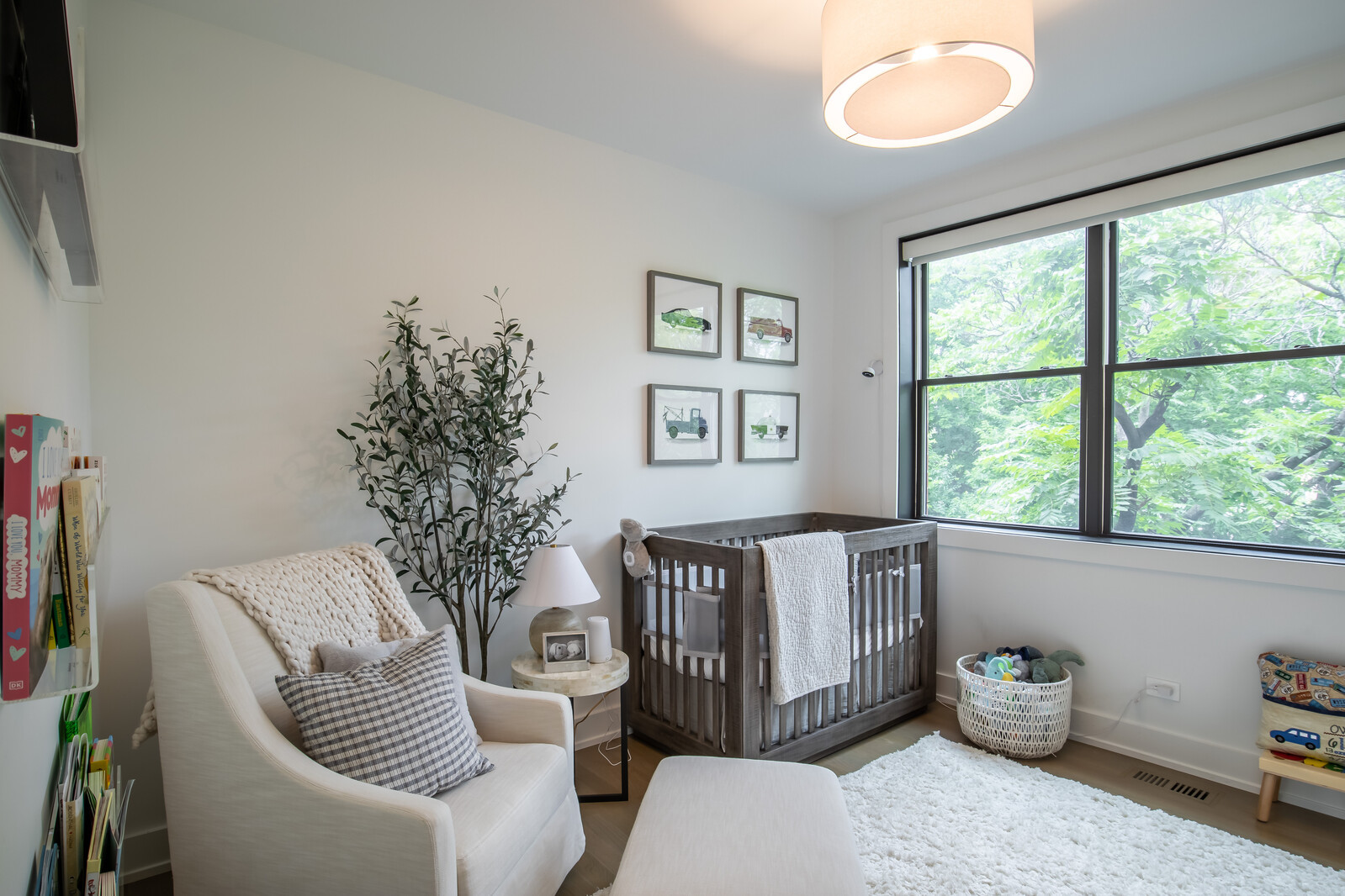 Undisclosed Address Chicago, IL 60647 - Photo 21 of 34