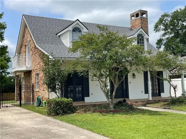 $1,800 | 2095 Golfview Drive, Laplace, LA 70068