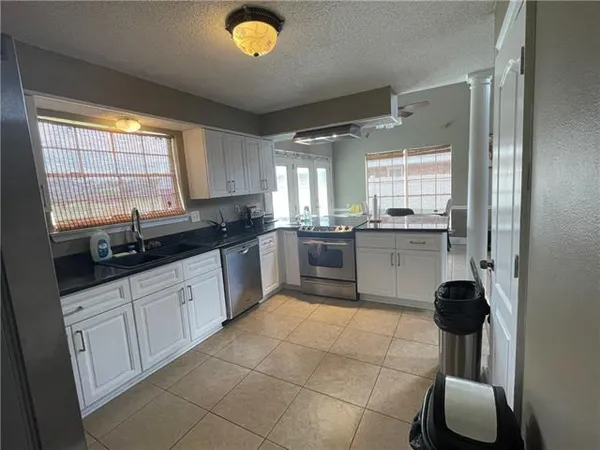 $1,800 | 2095 Golfview Drive, Laplace, LA 70068