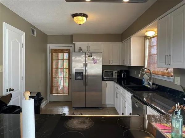$1,800 | 2095 Golfview Drive, Laplace, LA 70068