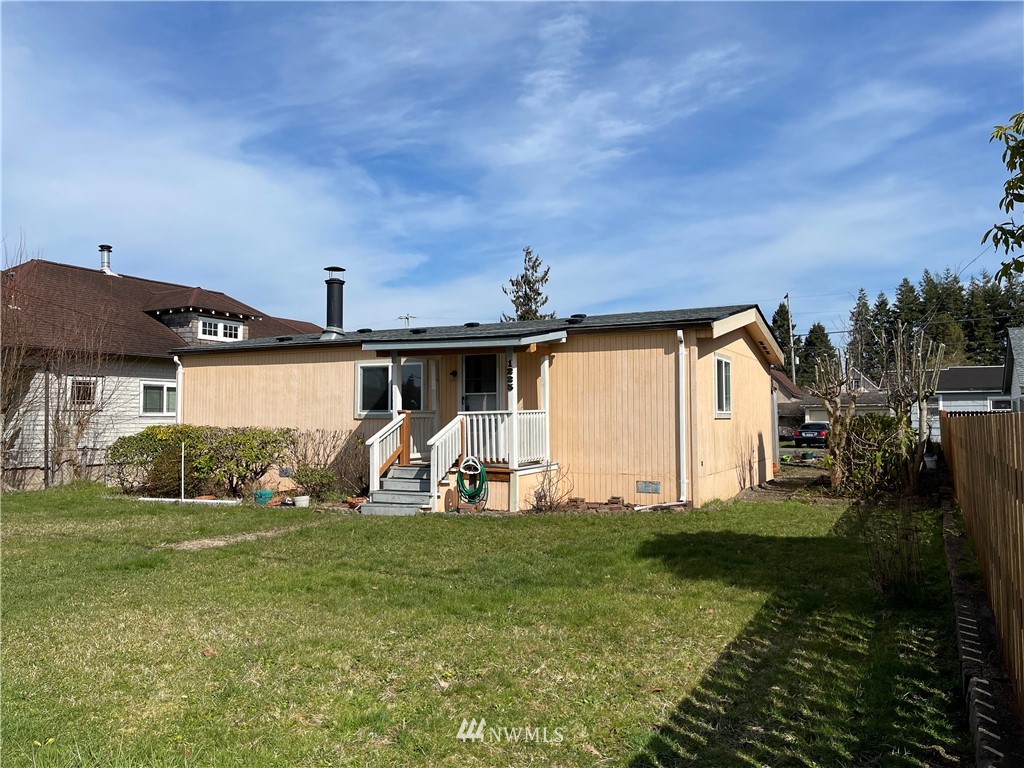 1225 3rd Street Cosmopolis, WA 98537 - Photo 2 of 27 Gallery Image 2