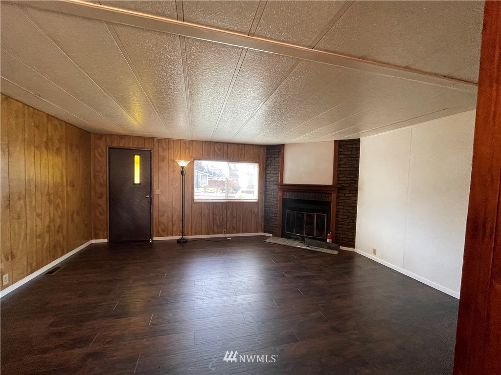 1225 3rd Street Cosmopolis, WA 98537 - Photo 8 of 27 Gallery Image 8