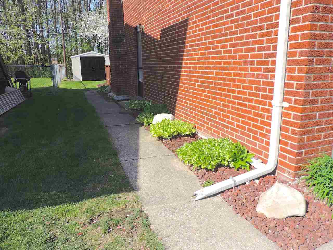 3509 Rhoten Drive Sterling Heights, MI 48310 - Photo 9 of 36 31318293-8.JPG