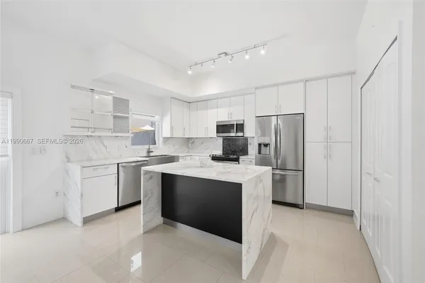 $3,200 | 22242 Southwest 88th Path, Cutler Bay, FL 33190
