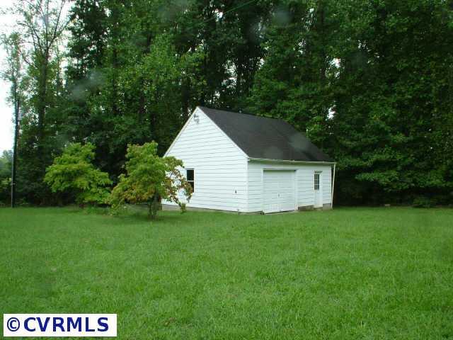 5002 Takach Road Prince George, VA 23875 - Photo 5 of 10 Gallery Image 5