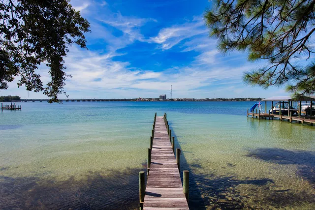 $470,830 | 2552 Palm Shores Drive, Shalimar, FL 32579