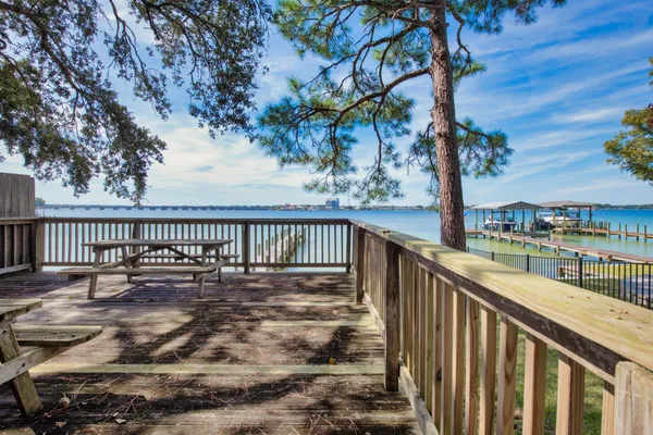 $450,000 | 2552 Palm Shores Drive, Shalimar, FL 32579