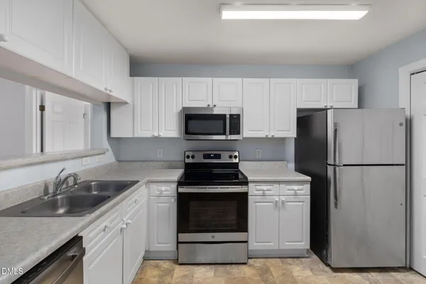 $305,000 | 929 Morreene Road, Unit C23, Durham, NC 27705