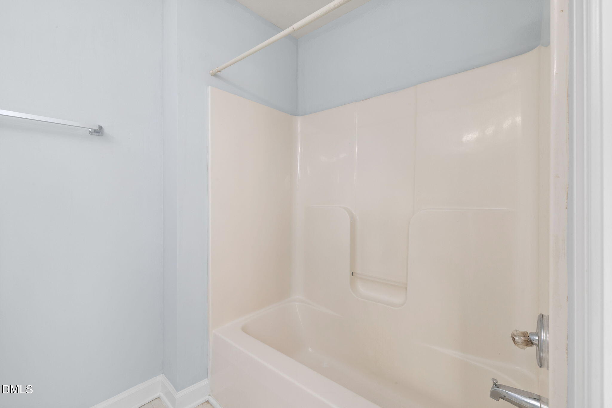 929 Morreene Road, Unit C23 Durham, NC 27705 - Photo 26 of 33 a white bath tub with shower