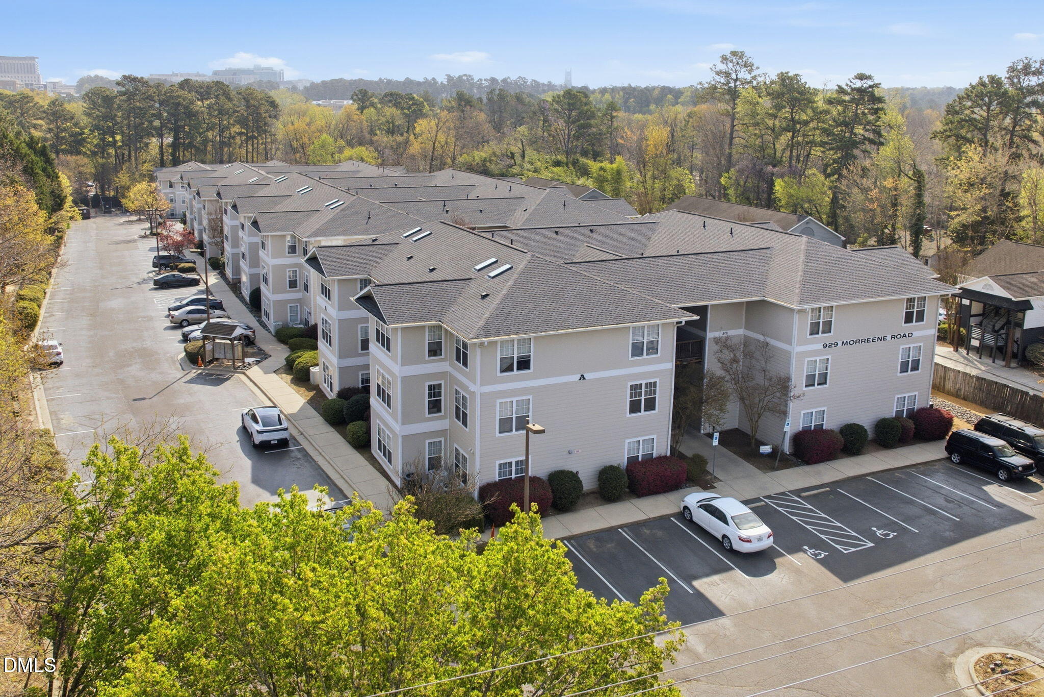 929 Morreene Road, Unit C23 Durham, NC 27705 - Photo 2 of 36 6-web-or-mls-DJI_0471