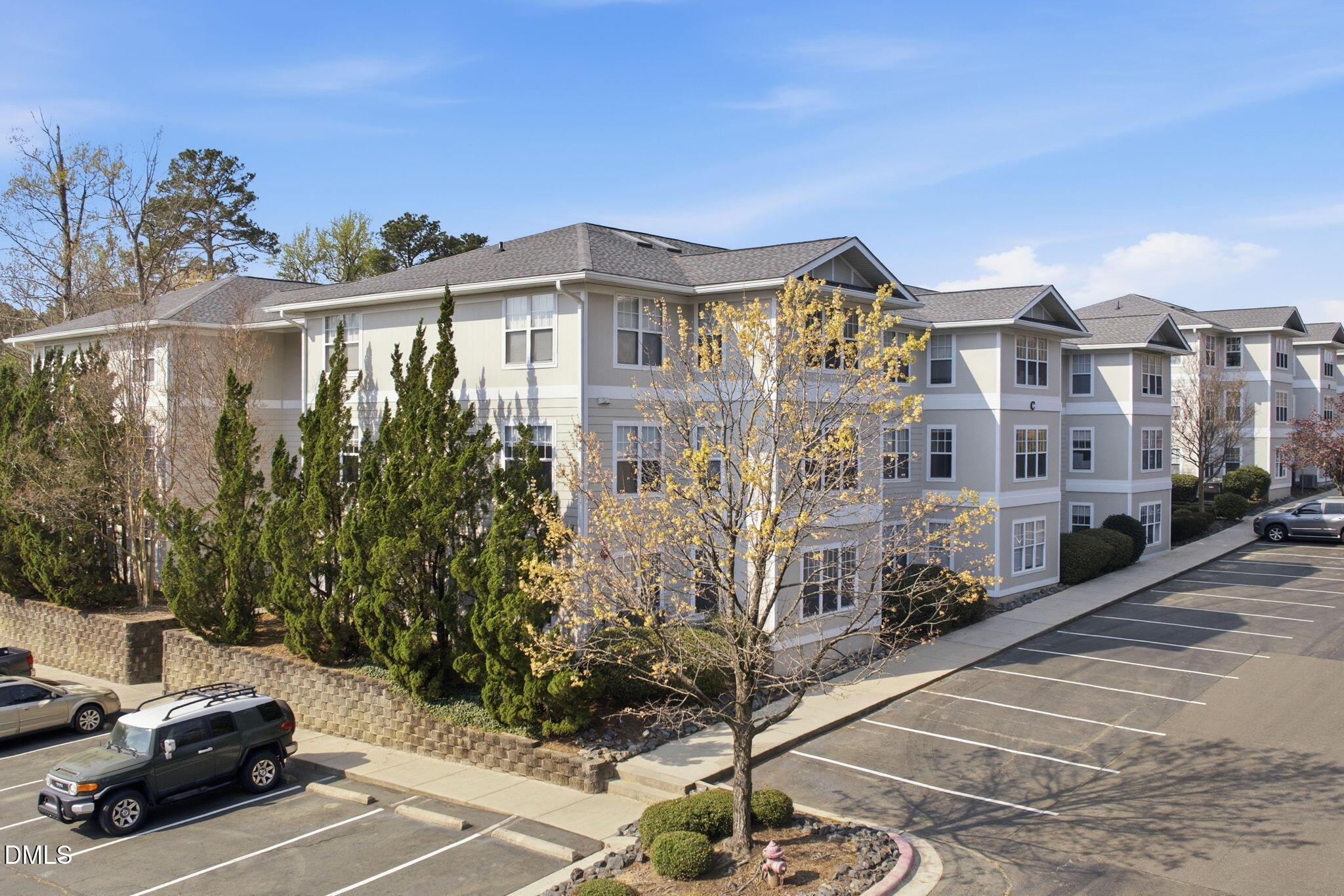 929 Morreene Road, Unit C23 Durham, NC 27705 - Photo 5 of 36 4-web-or-mls-DJI_0461