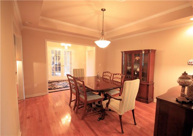 1137 Rip Steele Road Columbia, TN 38401 - Photo 9 of 20 Beautiful tray ceilings and crown molding throughout!