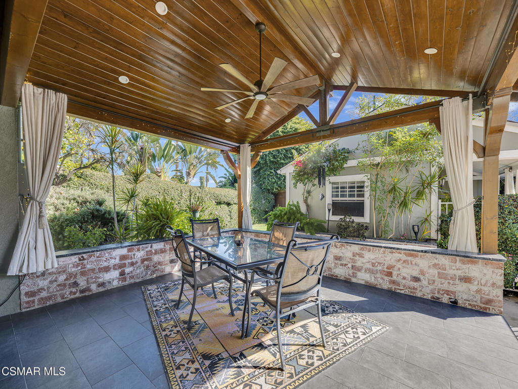 1524 West Riverside Drive Burbank, CA 91506 - Photo 33 of 50