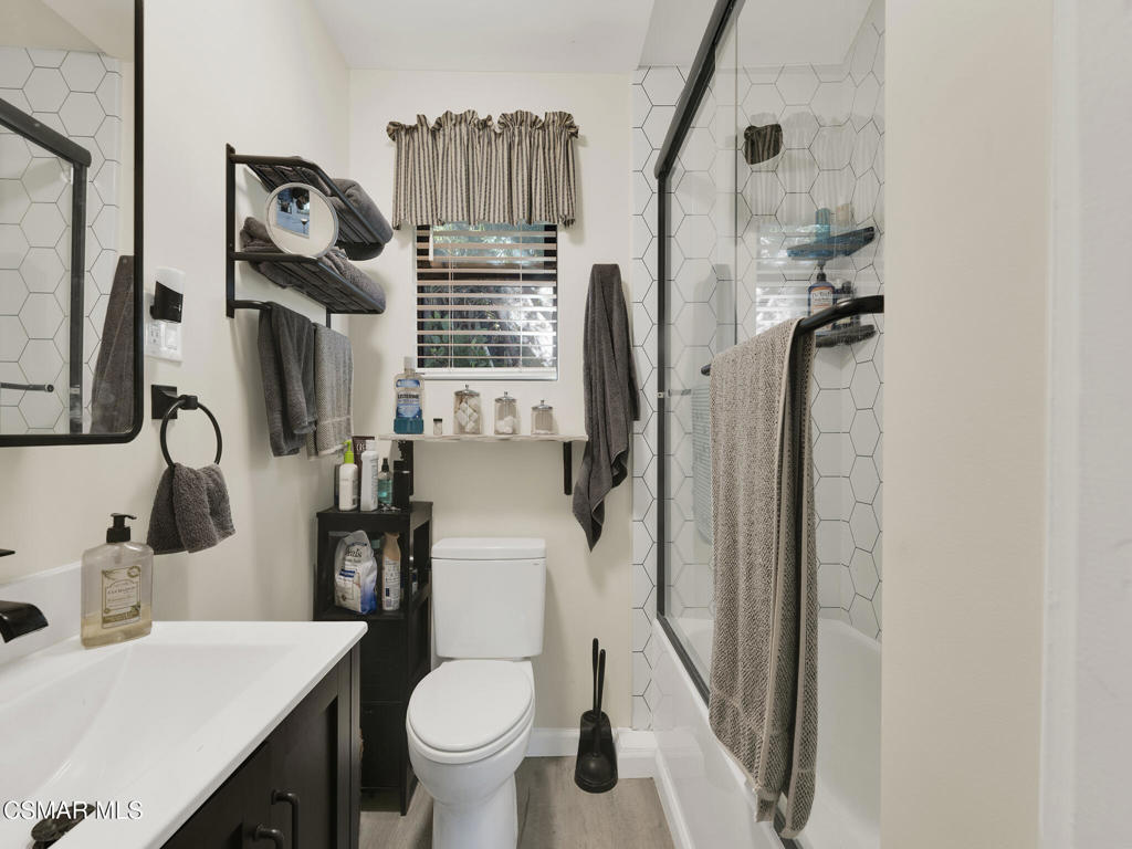 1524 West Riverside Drive Burbank, CA 91506 - Photo 42 of 50