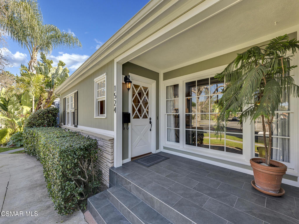1524 West Riverside Drive Burbank, CA 91506 - Photo 43 of 50