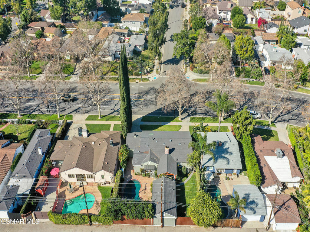 1524 West Riverside Drive Burbank, CA 91506 - Photo 47 of 50