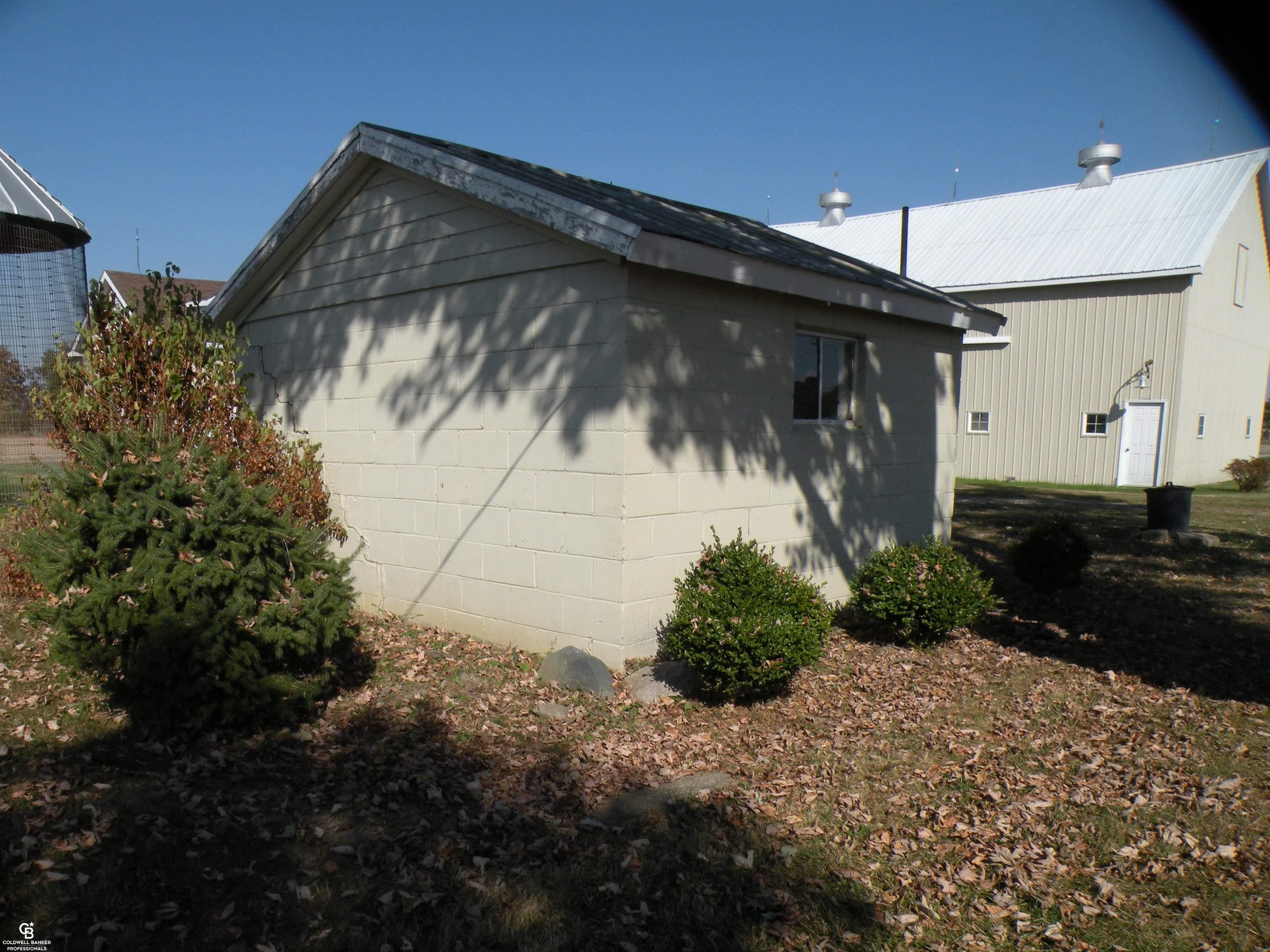9028 Lindsey Road Casco, MI 48064 - Photo 39 of 46