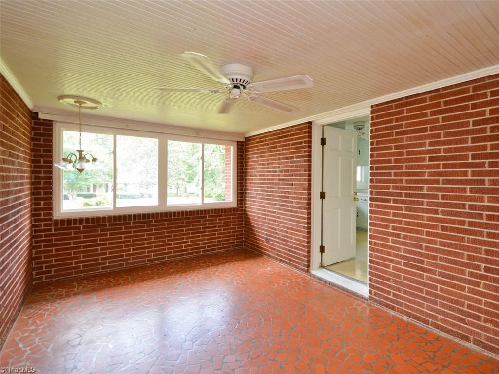 305 Linden Road Reidsville, NC 27320 - Photo 21 of 30 Gallery Image 21