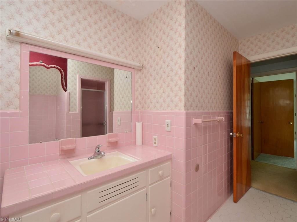 305 Linden Road Reidsville, NC 27320 - Photo 27 of 30 Gallery Image 27