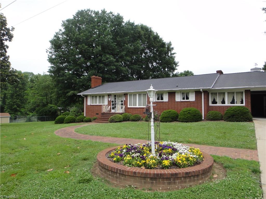 305 Linden Road Reidsville, NC 27320 - Photo 5 of 30 Gallery Image 5