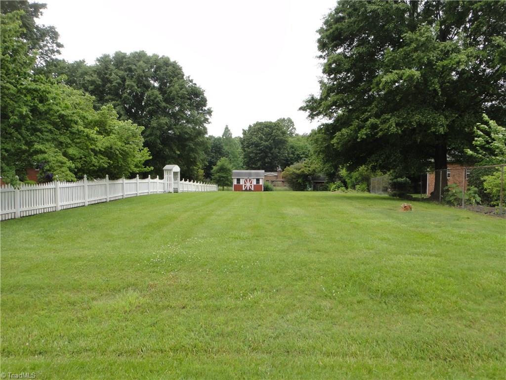 305 Linden Road Reidsville, NC 27320 - Photo 6 of 30 Gallery Image 6