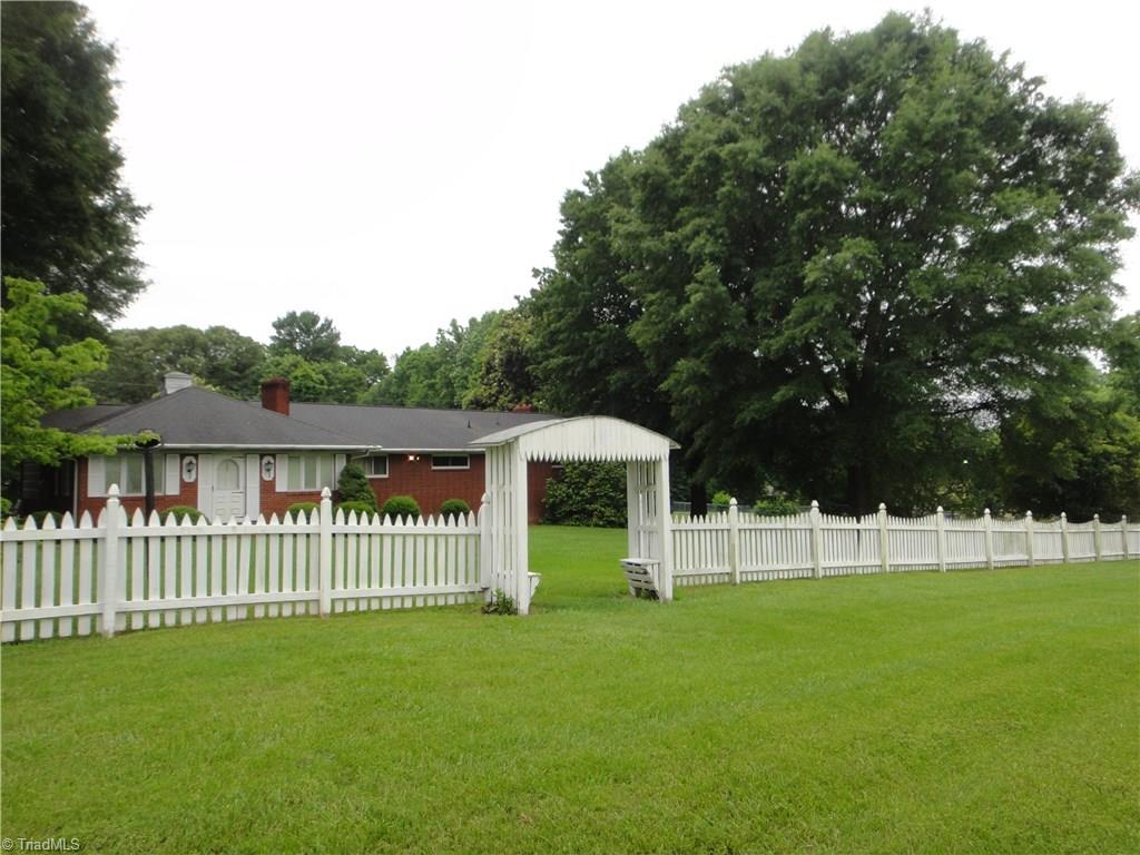 305 Linden Road Reidsville, NC 27320 - Photo 10 of 30 Gallery Image 10