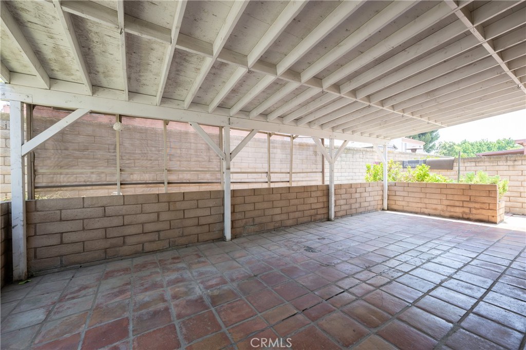 21420 South Perry Street Carson, CA 90745 - Photo 34 of 35