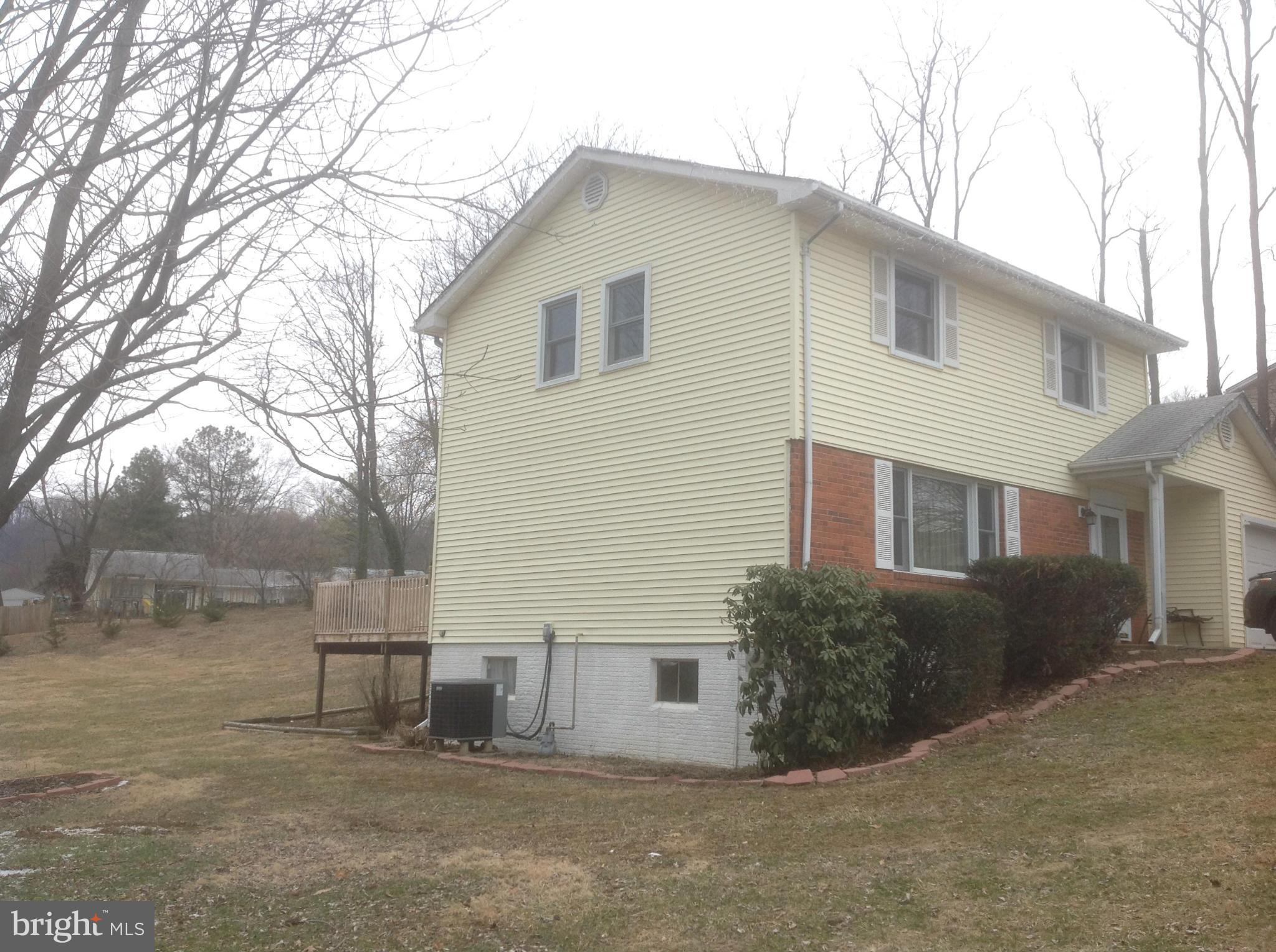 1608 Thomas Drive Point of Rocks, MD 21777 - Photo 2 of 14 Exterior (General)