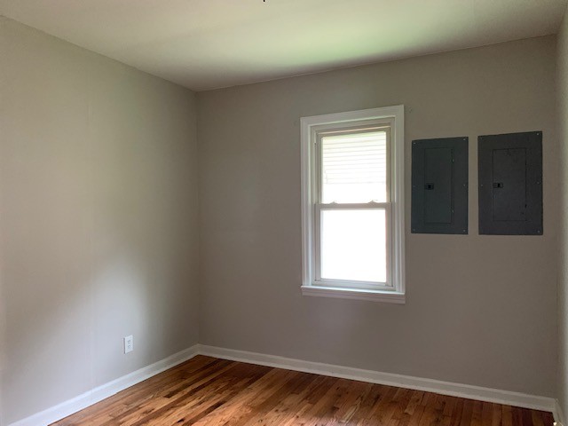 318 Oakwood Road Tullahoma, TN 37388 - Photo 5 of 14 Gallery Image 5