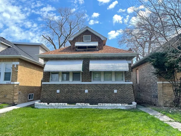 $149,900 | 7919 South Wabash Avenue, Chicago, IL 60619