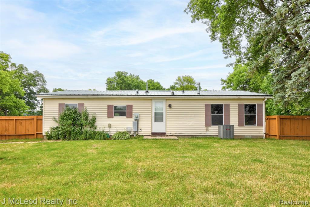 5043 Millington Road Millington, MI 48746 - Photo 27 of 33