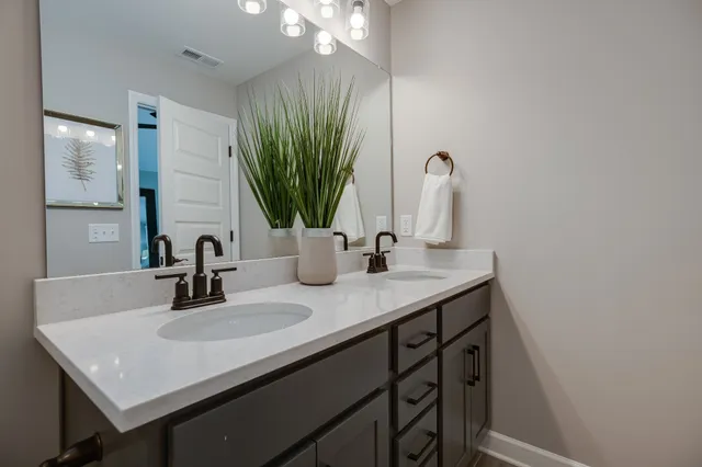 $2,400 | 1721 Fenway Loop, Antioch, TN 37013