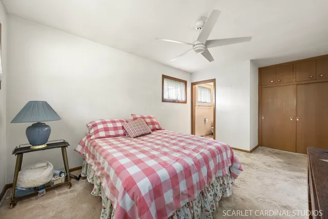 $480,000 | 1927 Warrenville Road, Lisle, IL 60532