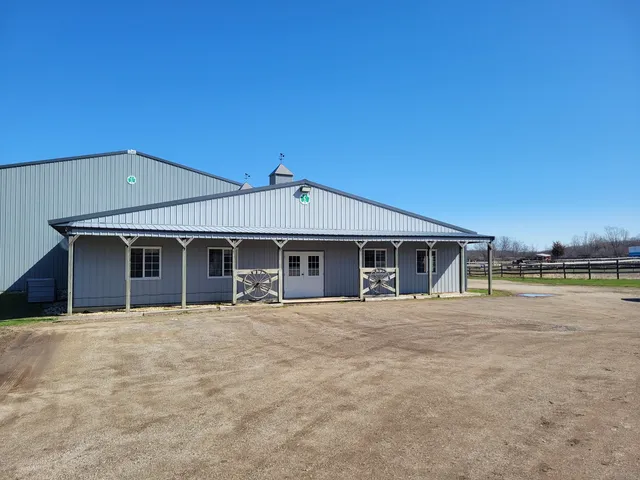 a view of a room with lots of lights