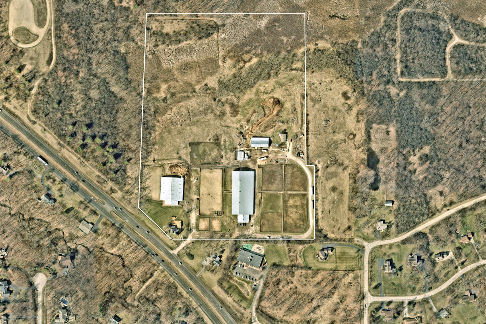 26011 North Rand Road Lake Zurich, IL 60047 - Photo 7 of 15 a picture of a bathroom