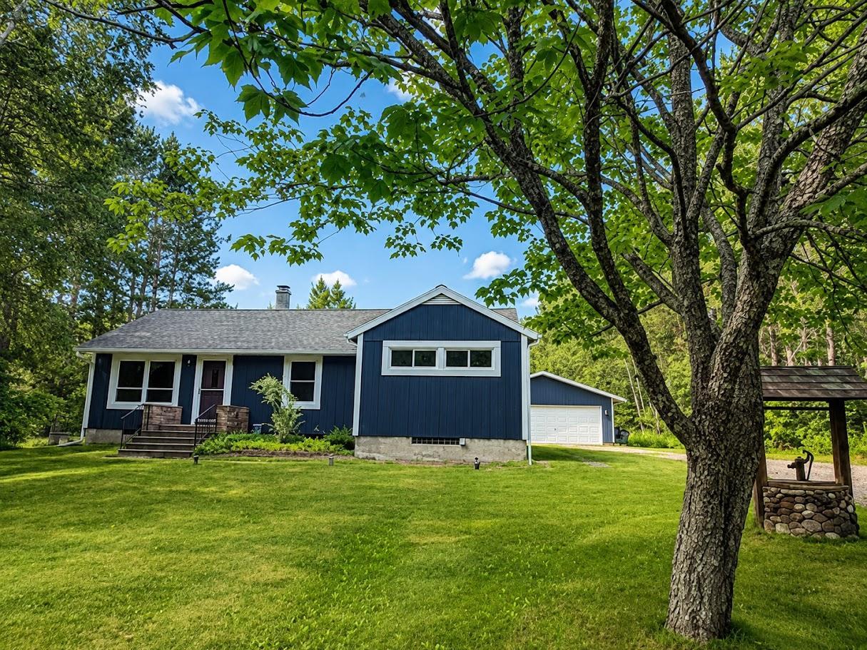 5139 West Arrowhead Road Hermantown, MN 55811 - Photo 1 of 16