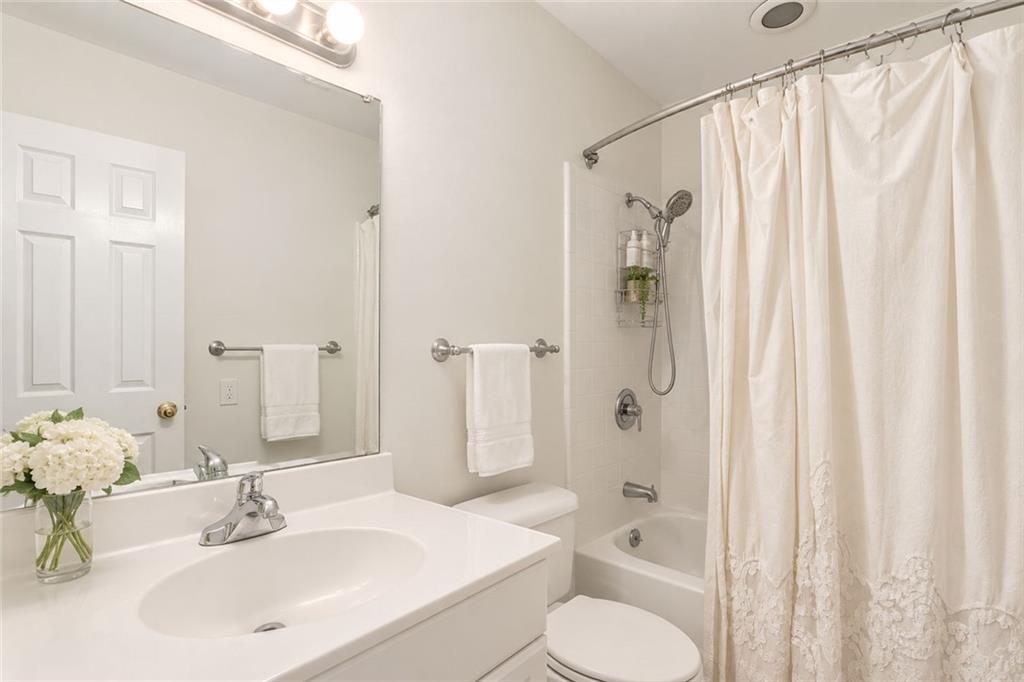 1792 Moores Mill Road Northwest Atlanta, GA 30318 - Photo 20 of 31 Gallery Image 20