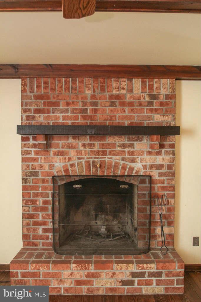 10162 Wesley Chapel Road Marshall, VA 20115 - Photo 10 of 30 Wood Burning Fireplace