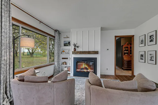 $665,000 | 42720 County Road 3, Holdingford, MN 56340