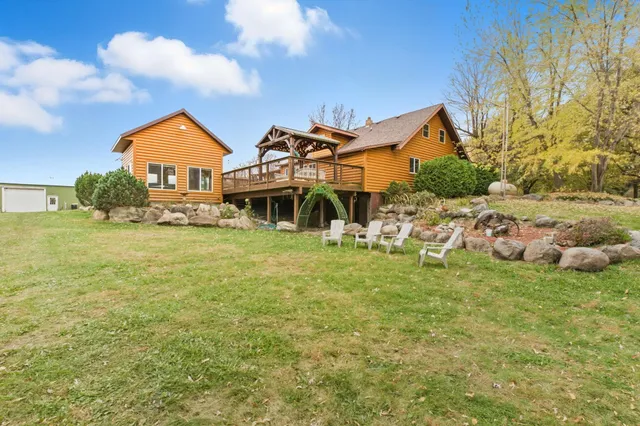 $665,000 | 42720 County Road 3, Holdingford, MN 56340
