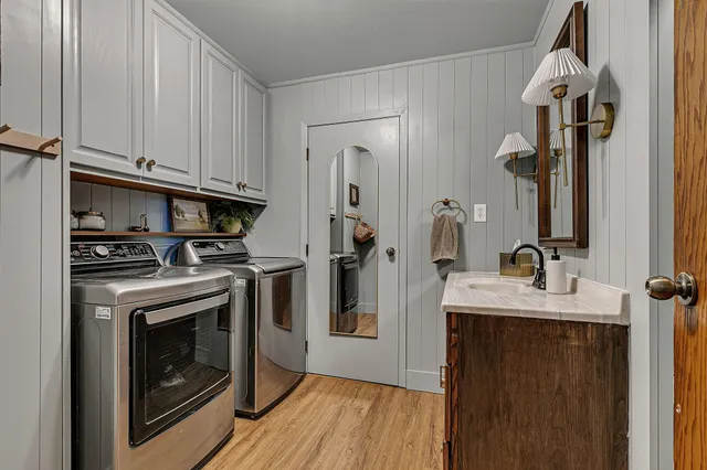 $665,000 | 42720 County Road 3, Holdingford, MN 56340