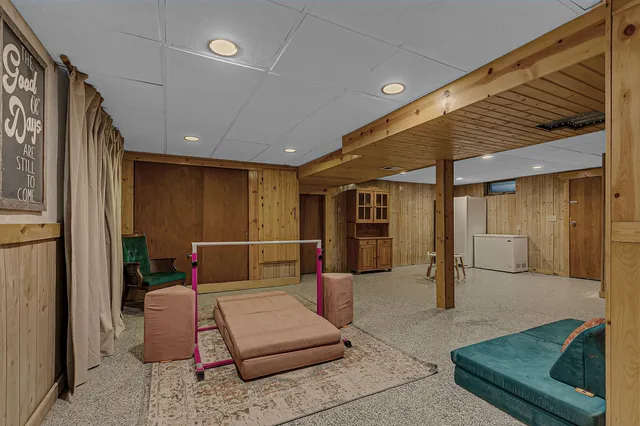 $665,000 | 42720 County Road 3, Holdingford, MN 56340