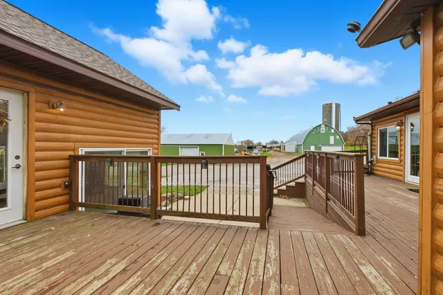 $665,000 | 42720 County Road 3, Holdingford, MN 56340