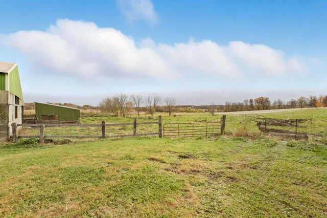 $665,000 | 42720 County Road 3, Holdingford, MN 56340